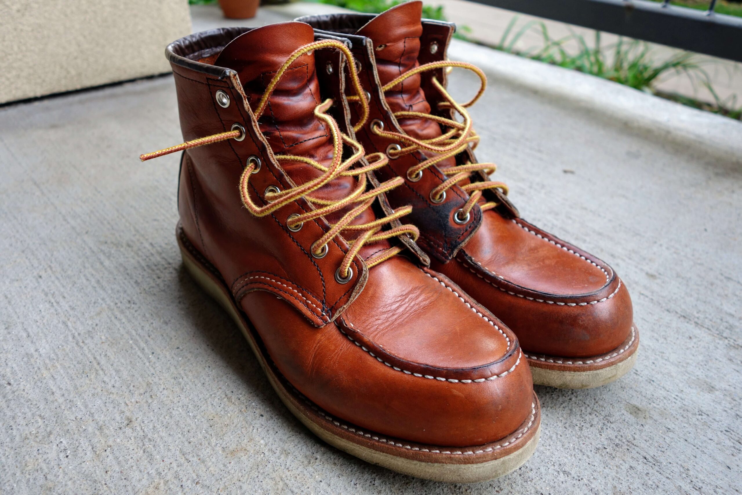 red-wing-875-boots